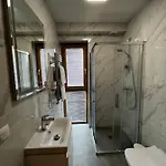 Privatunterkunft Sea 1 *