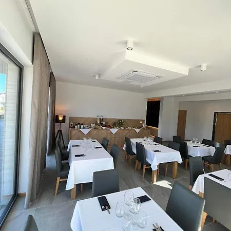 Проживание в семье Sea 1