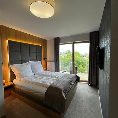 Sea 1 Проживание в семье