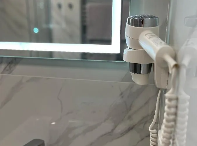 Sea 1 בית אירוח *